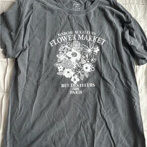 Nasty Gal Gray Flower Market Graphic T-Shirt